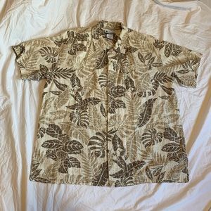 Men’s Columbia Short Sleeve Button Down Size XL